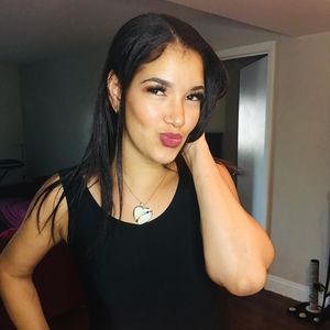 Meet your Posher, Carmen